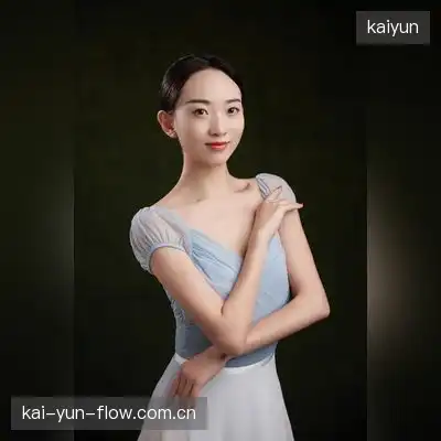 上官英